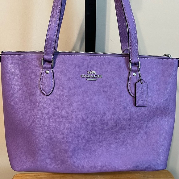 Coach Lavender Tote - Picture 1 of 8